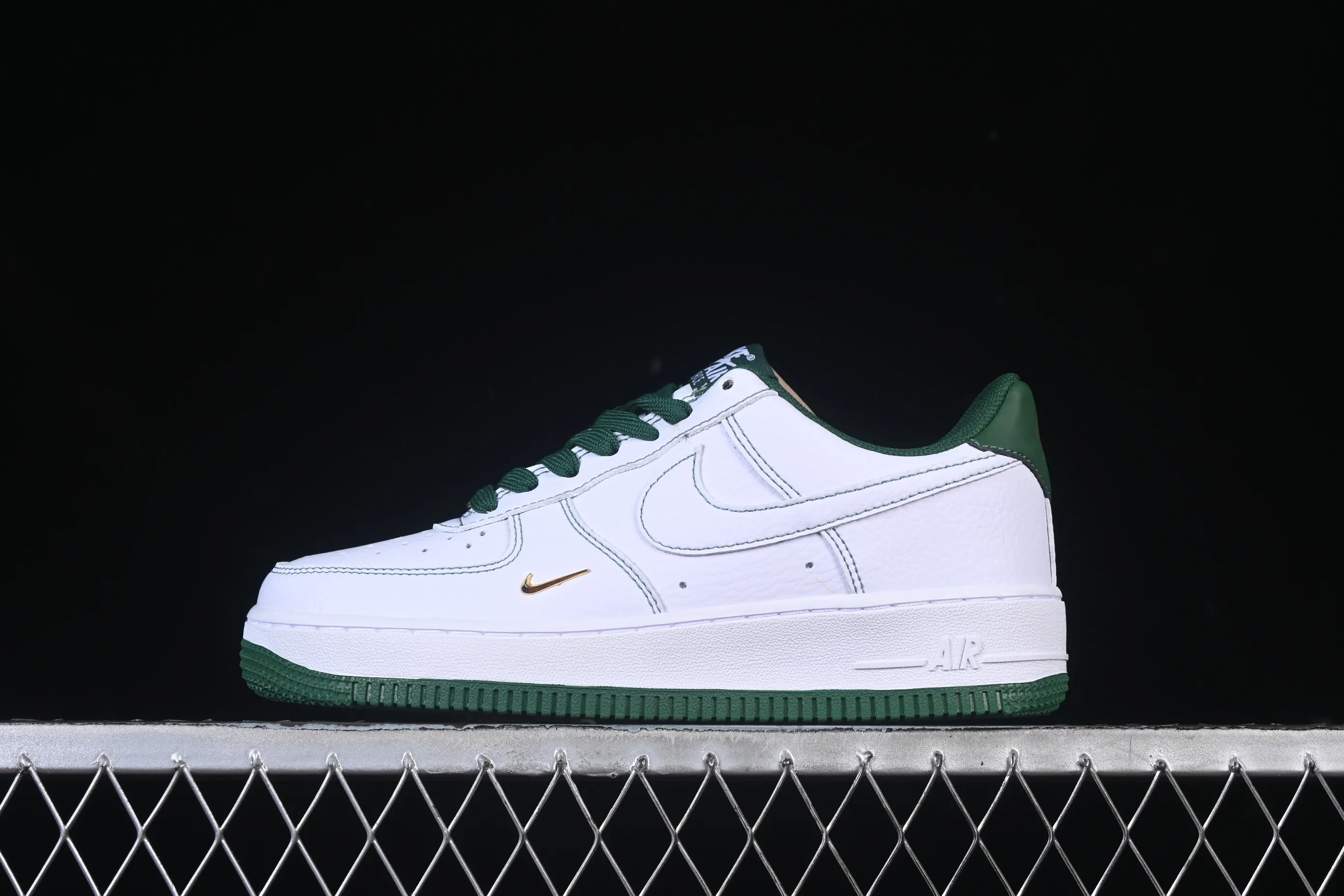 All categories Nk Air Force 1 Air Force series Nk Air Force 1 Low Air Force low-top Nike Air Force 1'07 Low Air Force 1 low-top casual sneakers IB6543-102